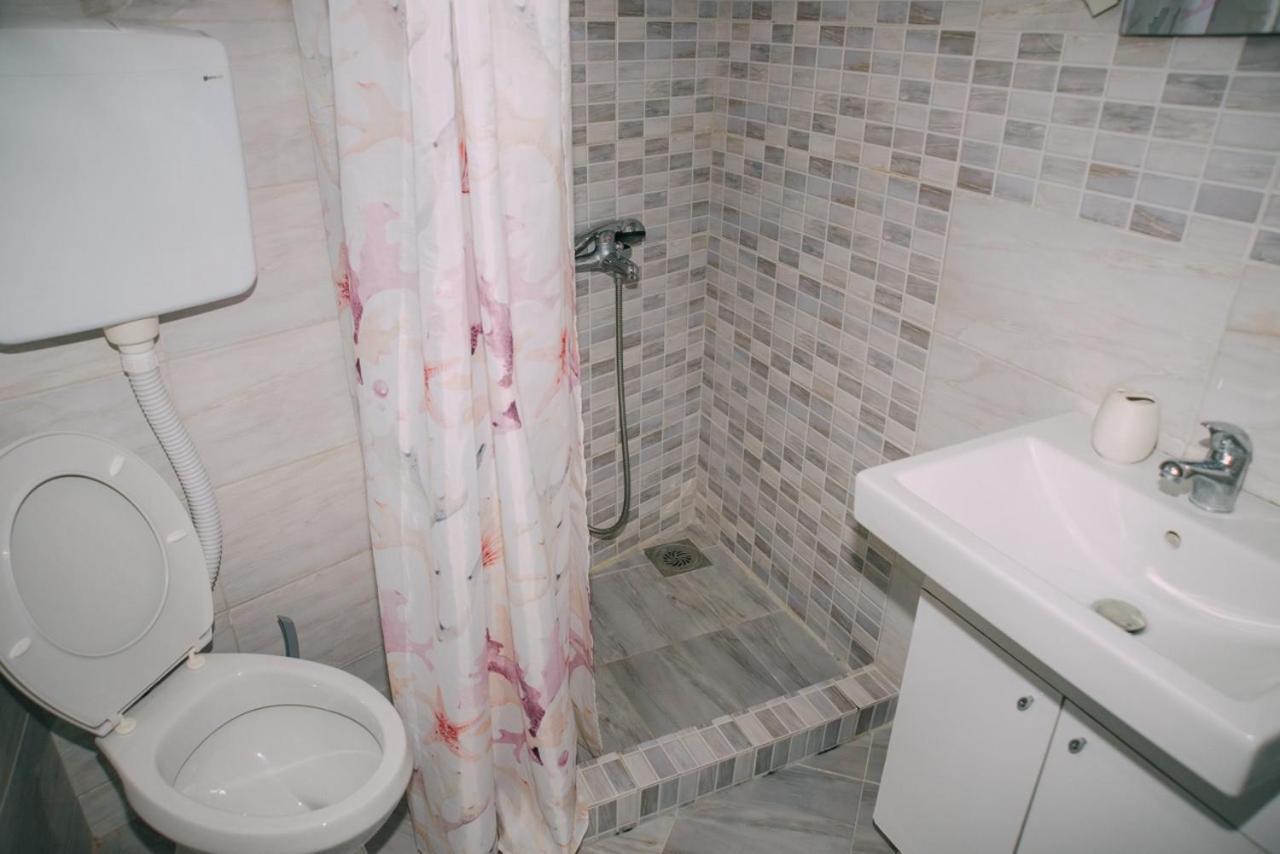 Lovely Apartment Moki Near The Center Котор Екстериор снимка